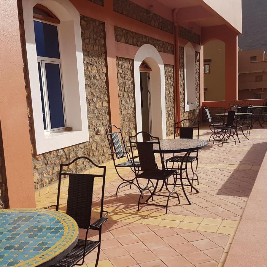Auberge Restaurant Fatihi Freres Tinghir Kültér fotó
