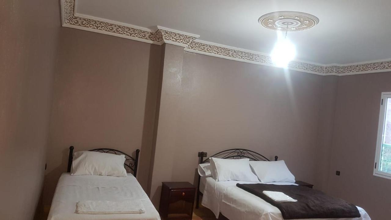 Auberge Restaurant Fatihi Freres Tinghir Kültér fotó